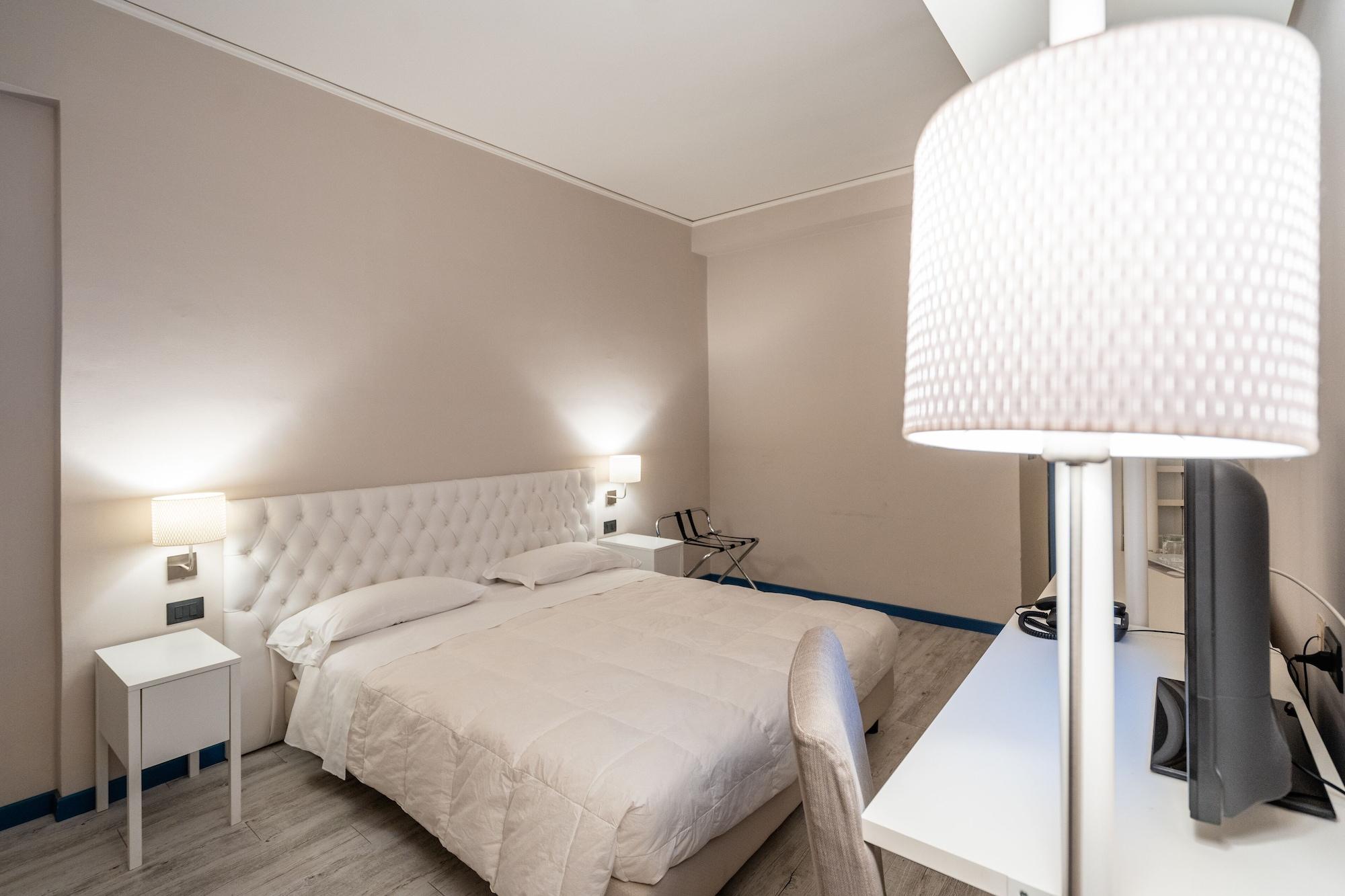Europa Palace Hotel 4*